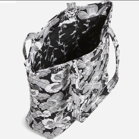 NWT Vera Bradley Tote Bag in Signature Cotton, Bedford Blooms - Picture 4 of 16